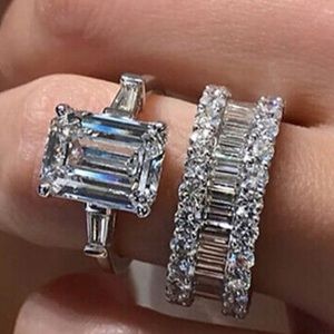 NWT GORGEOUS 925 STERLING Silver Diamond 💍 Engagement Rings Set